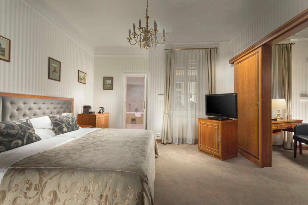 Hotel Pod Věží 1 Hotel Pod Věží 1