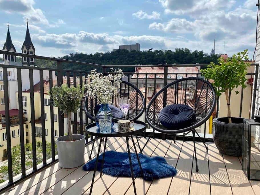 Romantic Terrace Studio